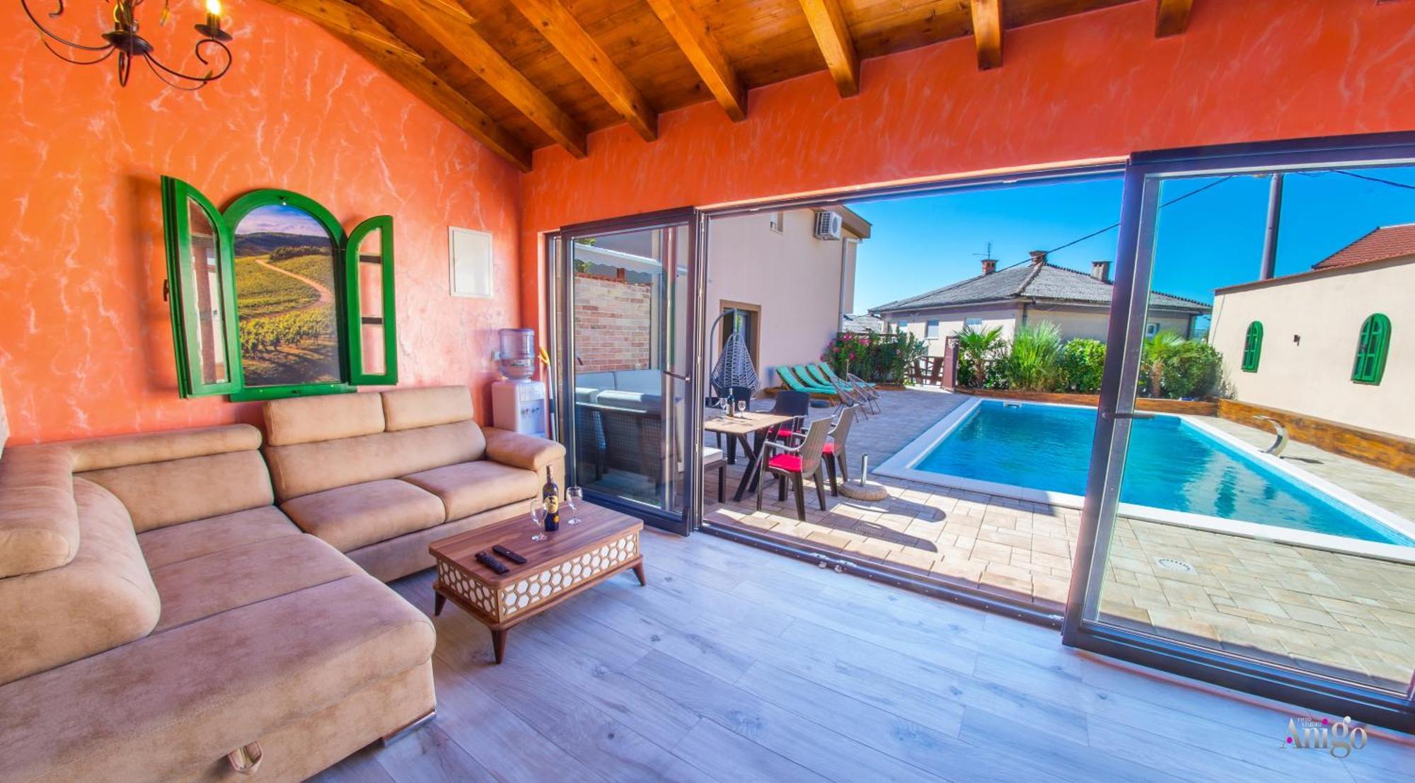 Mira - With Private Pool Mostar